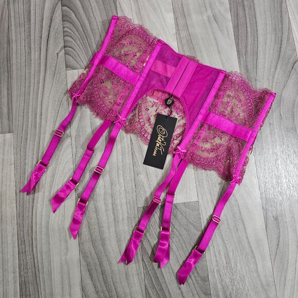 NWT Dita Von Teese Severine Rubine Red Suspender Garter Belt Cincher Size M - Picture 3 of 5